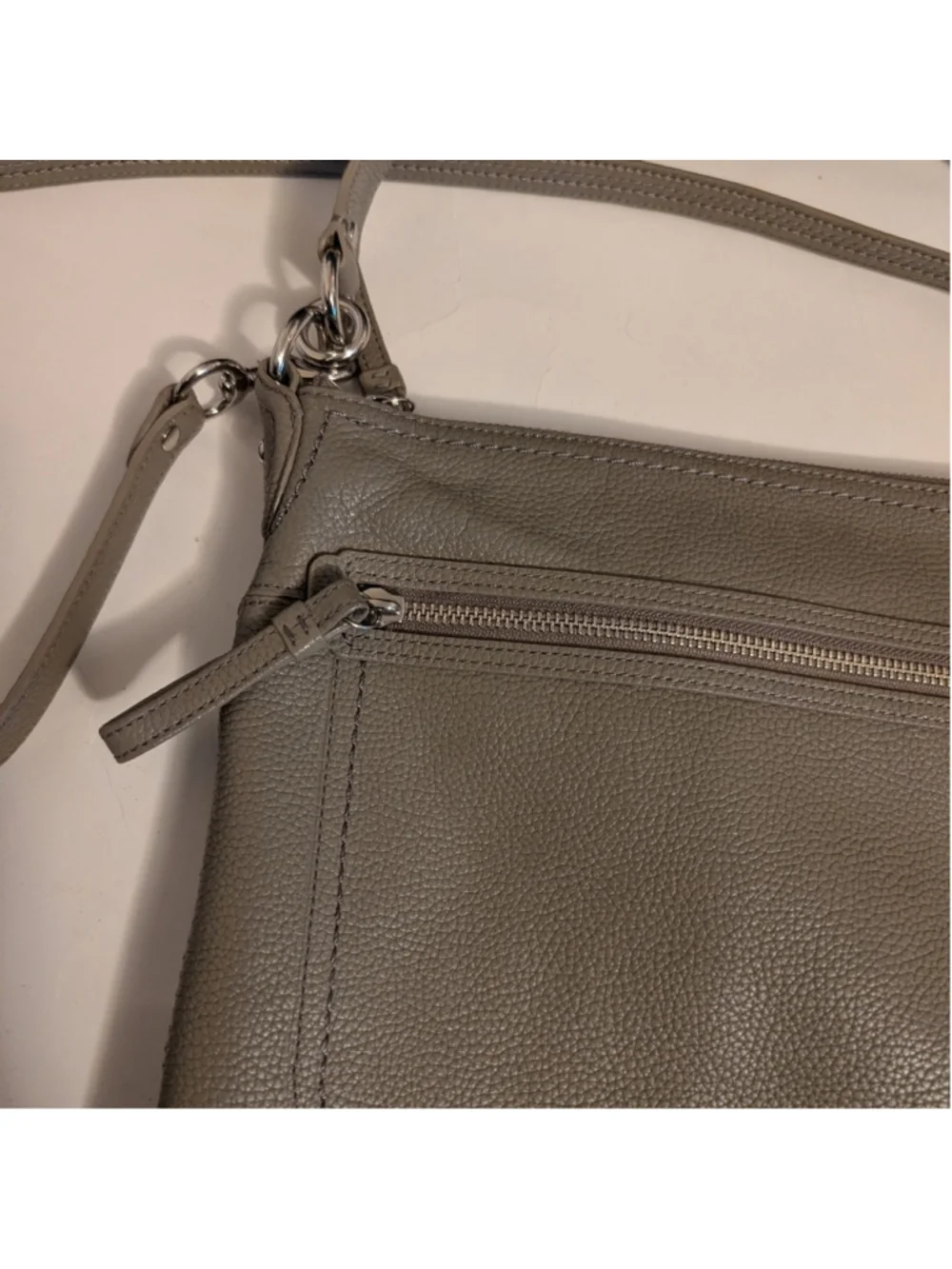 Coach Poppy Perri Hippie Taupe Leather Handbag Pebbled 22421M In EUC